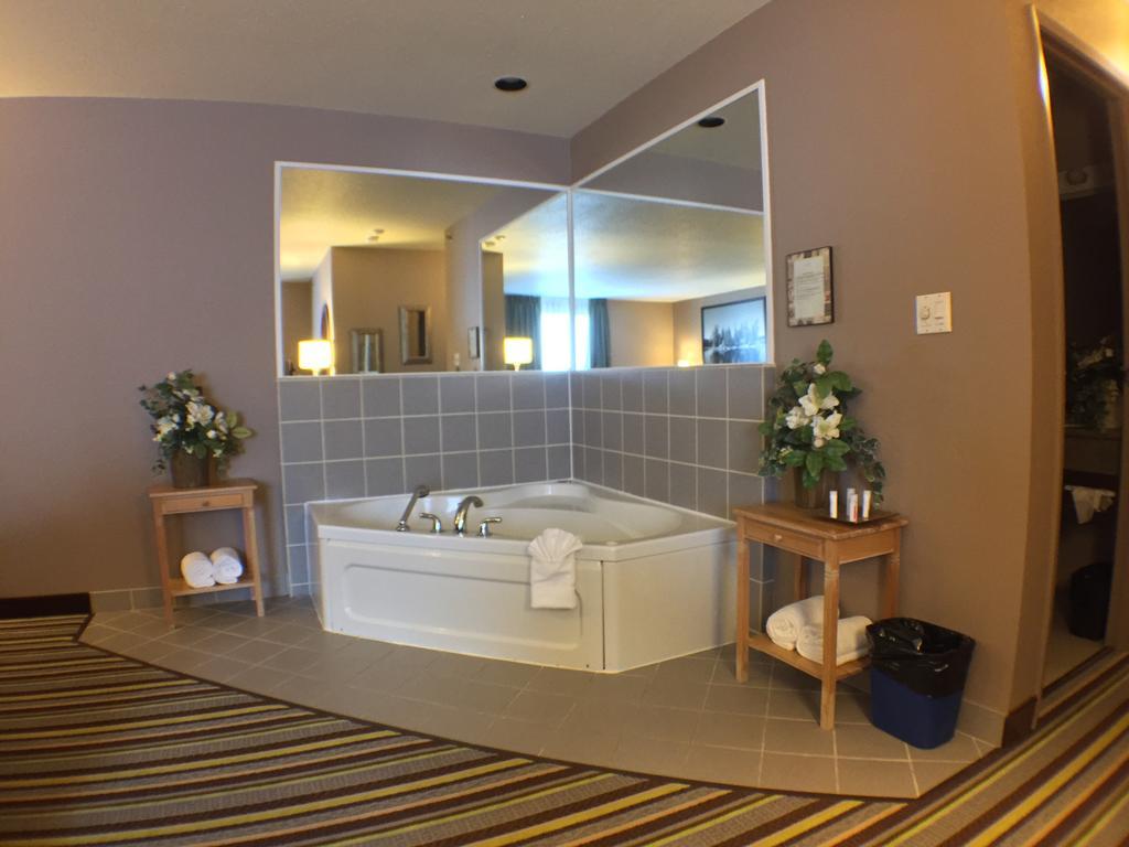 Hotel Super 8 By Wyndham Kenora Zewnętrze zdjęcie