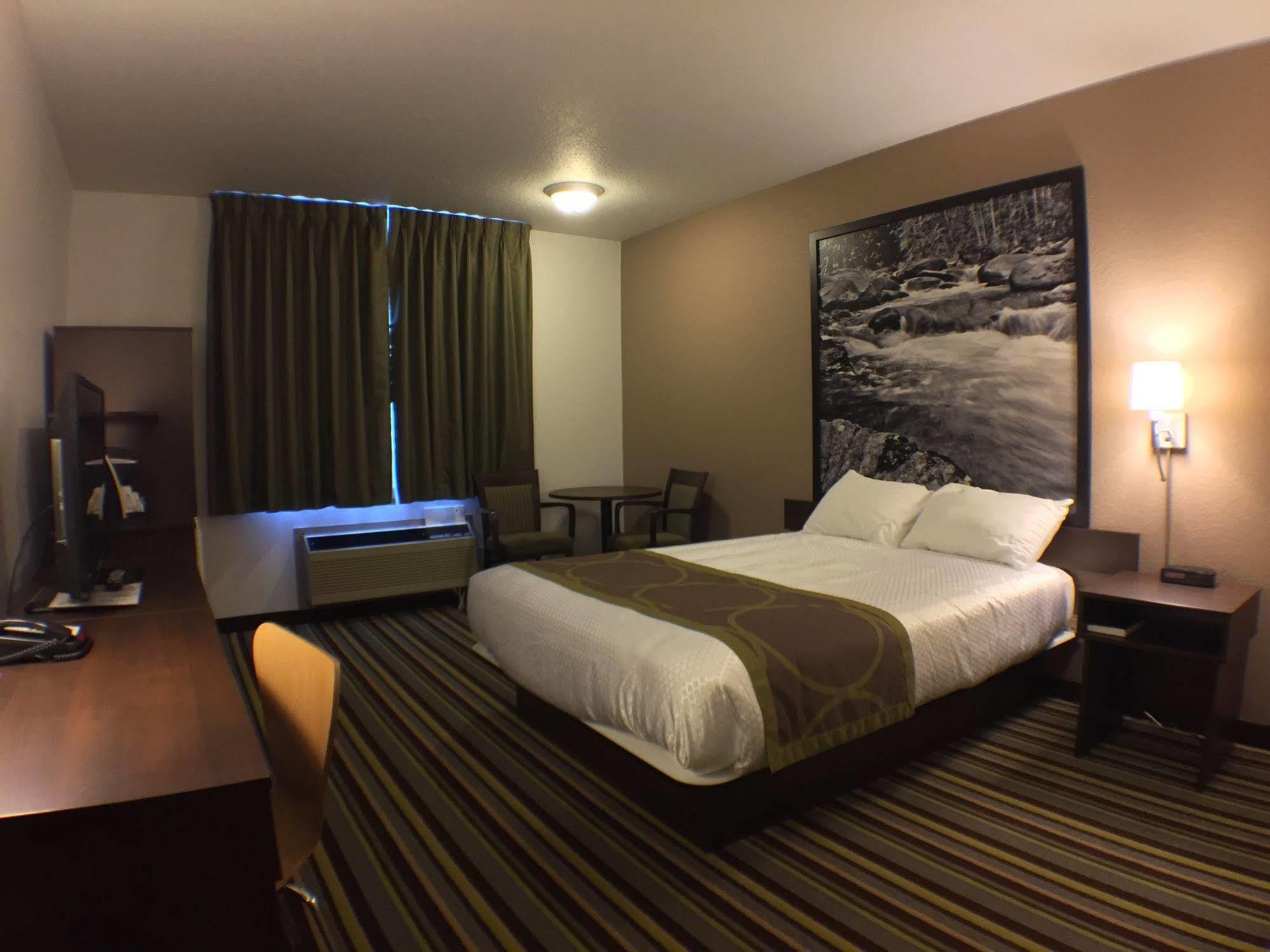 Hotel Super 8 By Wyndham Kenora Zewnętrze zdjęcie