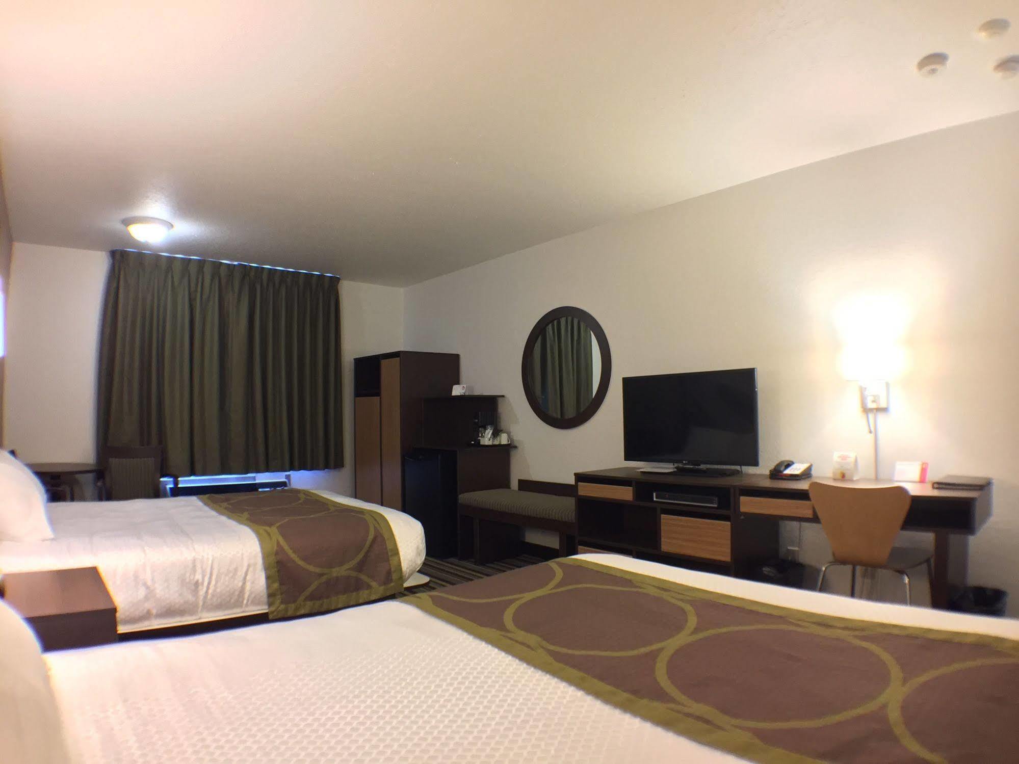 Hotel Super 8 By Wyndham Kenora Zewnętrze zdjęcie